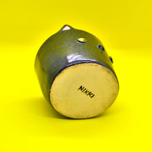 Load image into Gallery viewer, BLACK CAT CANDLE #1