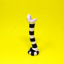 Load image into Gallery viewer, SNAKE VASE #2