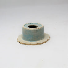 Load image into Gallery viewer, ONE TIER CAKE TAPER CANDLE HOLDER