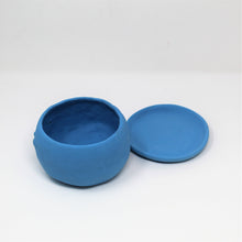 Load image into Gallery viewer, TURQUOISE SAD BOI 4.5 INCH CRYING PLANTER WITH PLATE #5