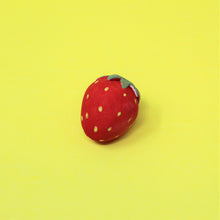 Load image into Gallery viewer, STRAWBERRY RATTLE #4