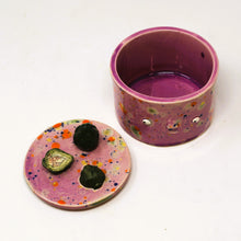 Load image into Gallery viewer, ARTICHOKE JAR
