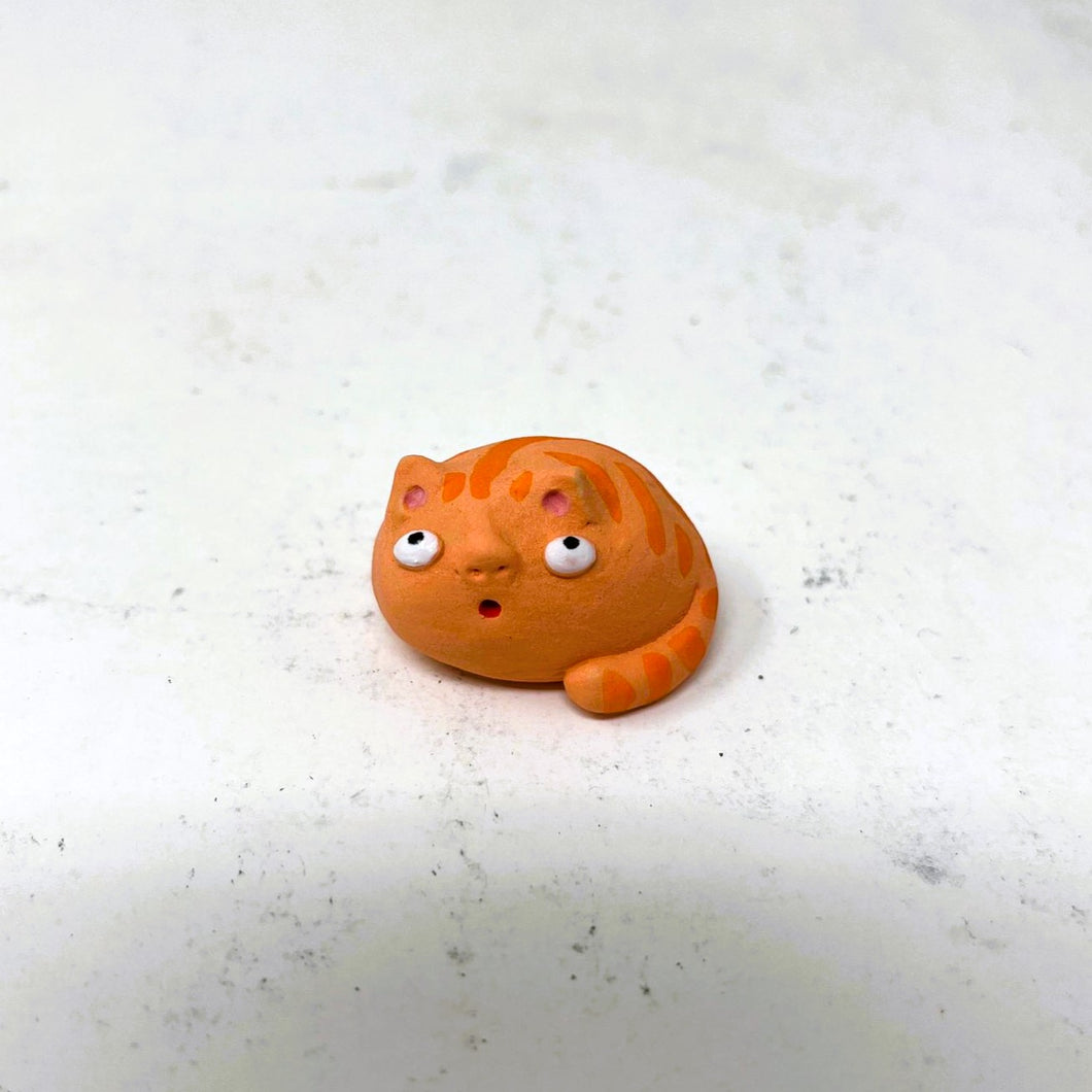 CAT SCULPTURE #4 (shipping included in price) (3 available)