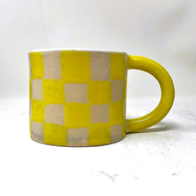 Load image into Gallery viewer, YELLOW CHECKER MUG
