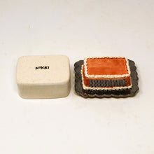 Load image into Gallery viewer, PINK SHEET CAKE MATCH STRIKER JAR WITH SILVER LUSTER #1
