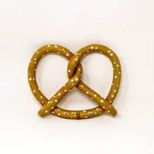 Load image into Gallery viewer, PRETZEL SCULPTURE WALL PIECE #4
