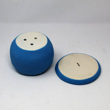 Load image into Gallery viewer, TURQUOISE SAD BOI 5.5 INCH CRYING PLANTER WITH PLATE #5
