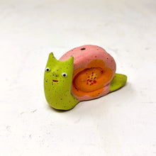 Load image into Gallery viewer, SNAIL INCENSE SCULPTURE #3 (SHIPPING INCLUDED IN PRICE)
