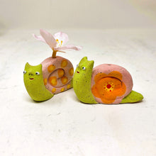 Load image into Gallery viewer, SNAIL INCENSE SCULPTURE #2 (SHIPPING INCLUDED IN PRICE)
