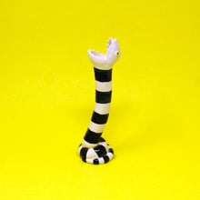 Load image into Gallery viewer, SNAKE VASE #2
