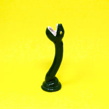Load image into Gallery viewer, SNAKE VASE #4
