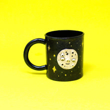 Load image into Gallery viewer, 12 OZ. SILVER LUSTER MOON AND STAR MUG #1
