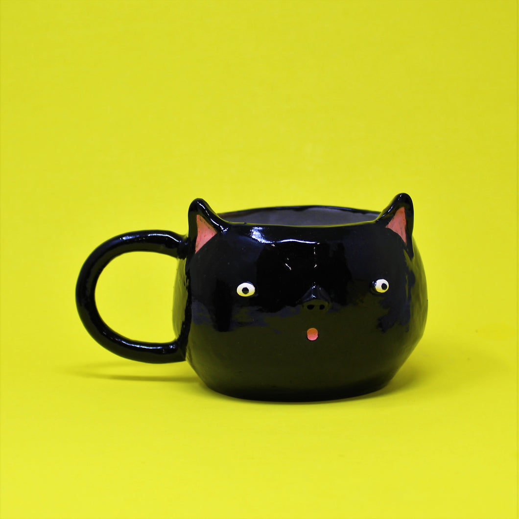 16 OZ. BLACK CAT MUG #1
