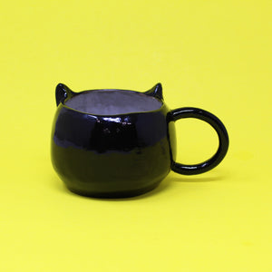 16 OZ. BLACK CAT MUG
