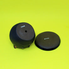 Load image into Gallery viewer, 4 INCH BLACK CAT PLANTER #1
