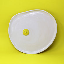 Load image into Gallery viewer, EGG PLATE #6
