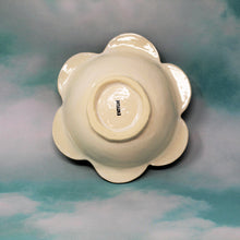 Load image into Gallery viewer, 7 INCH FLOWER BOWL #1
