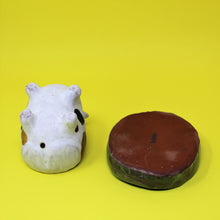 Load image into Gallery viewer, PEEING ANIMAL PLANTER #1
