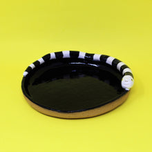 Load image into Gallery viewer, SNAKE SNACK PLATE #4
