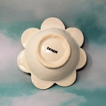 Load image into Gallery viewer, 5 INCH FLOWER BOWL #3
