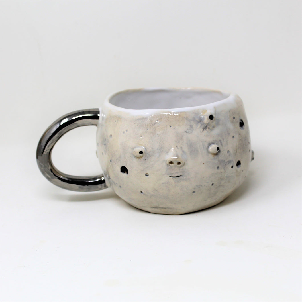 12 OZ. SILVER LUSTER MOON MUG (SECOND: scratch on handle)